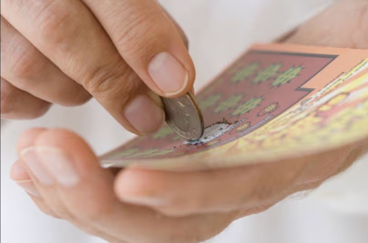&pound;880 Scratchcard Experiment: Friends Try Their Luck&mdash;And Learn the Hard Way