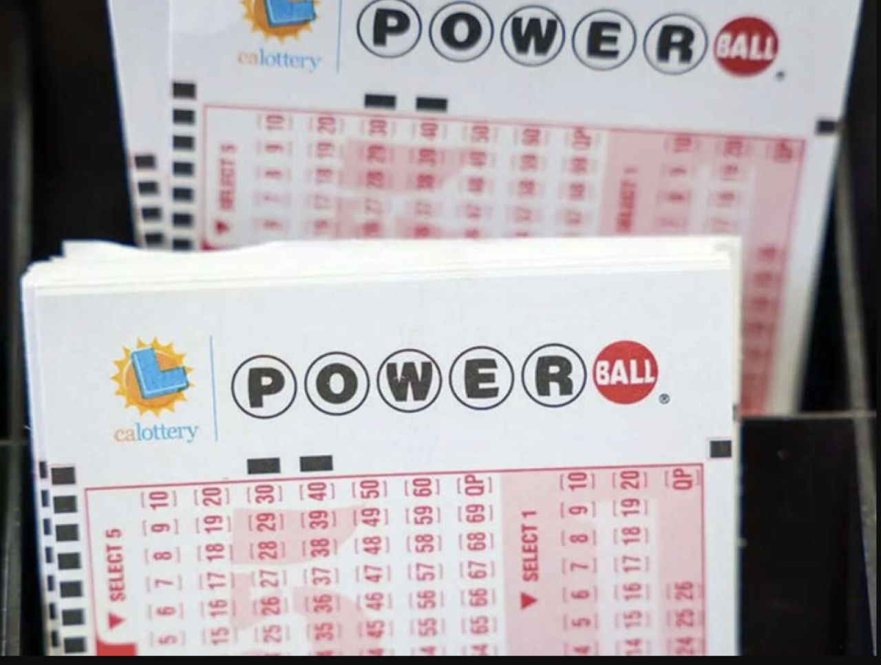 Powerball Jackpot Climbs to $530 Million After No Winner on Nov. 12 Draw